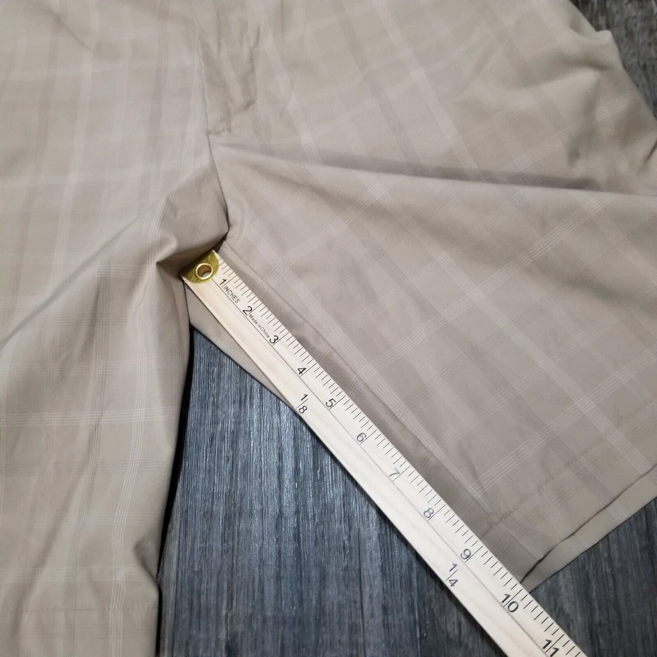 Pantalones Cortos Chinos de Golf Walter Hagen 34 x 10" Caqui Cuadros Elastizados Tecnología Foto 3 de 4