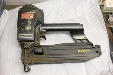 Senco SQS55 Wire Stapler 7/16" Crown 2 1/2" wire stapler
