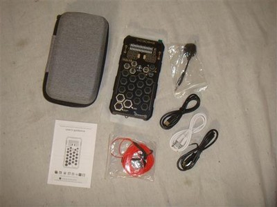 HXBER LIVE HANDHELD DSP SOUND EFFECTS VOICE CHANGER FOR PHONE/PC W CASE & ACCS.
