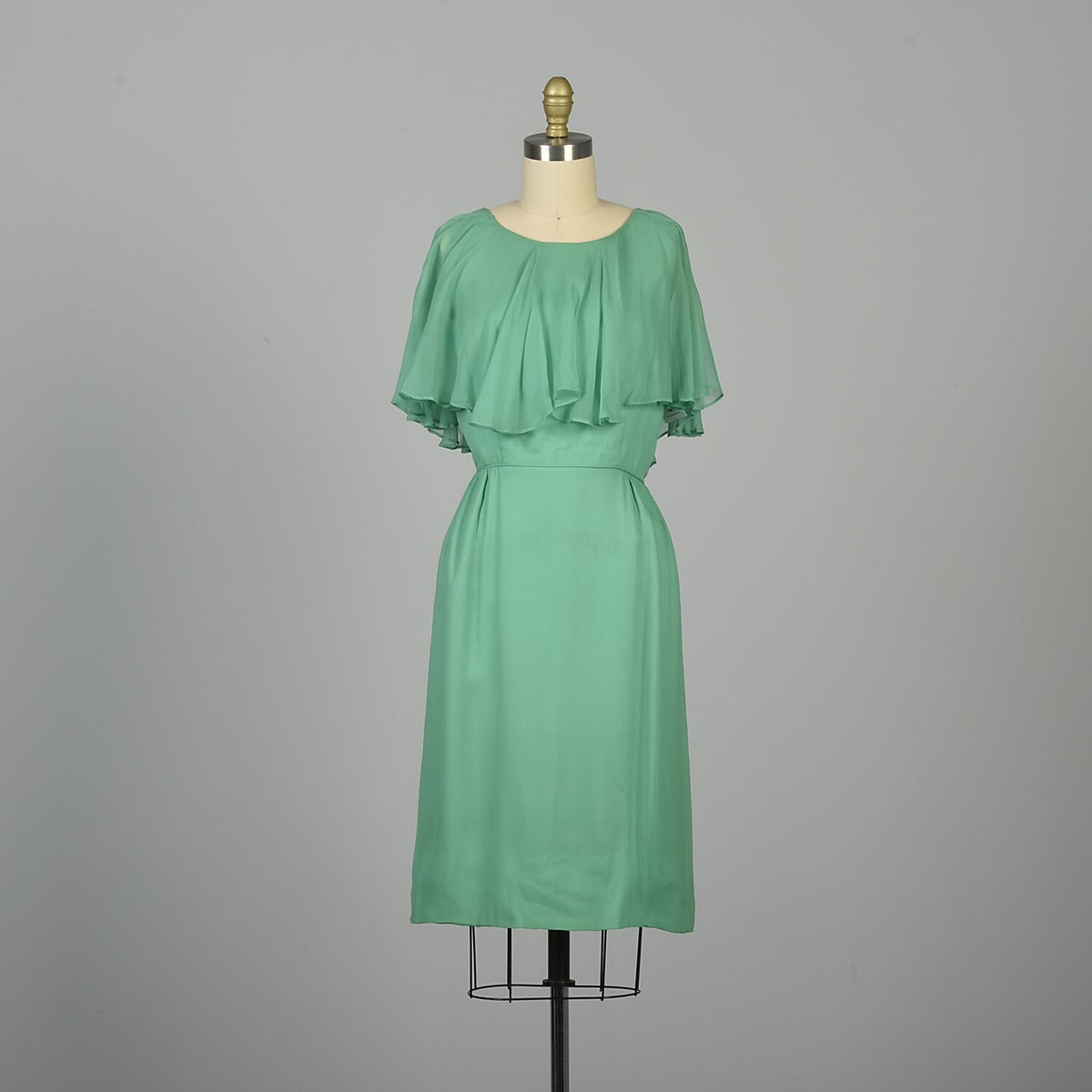 slim fit dress slacks Emerald Green Velour Wiggle Dress with V Neck, 3/4 Sleeves & Ruched Wa –  Pretty Kitty Fashion