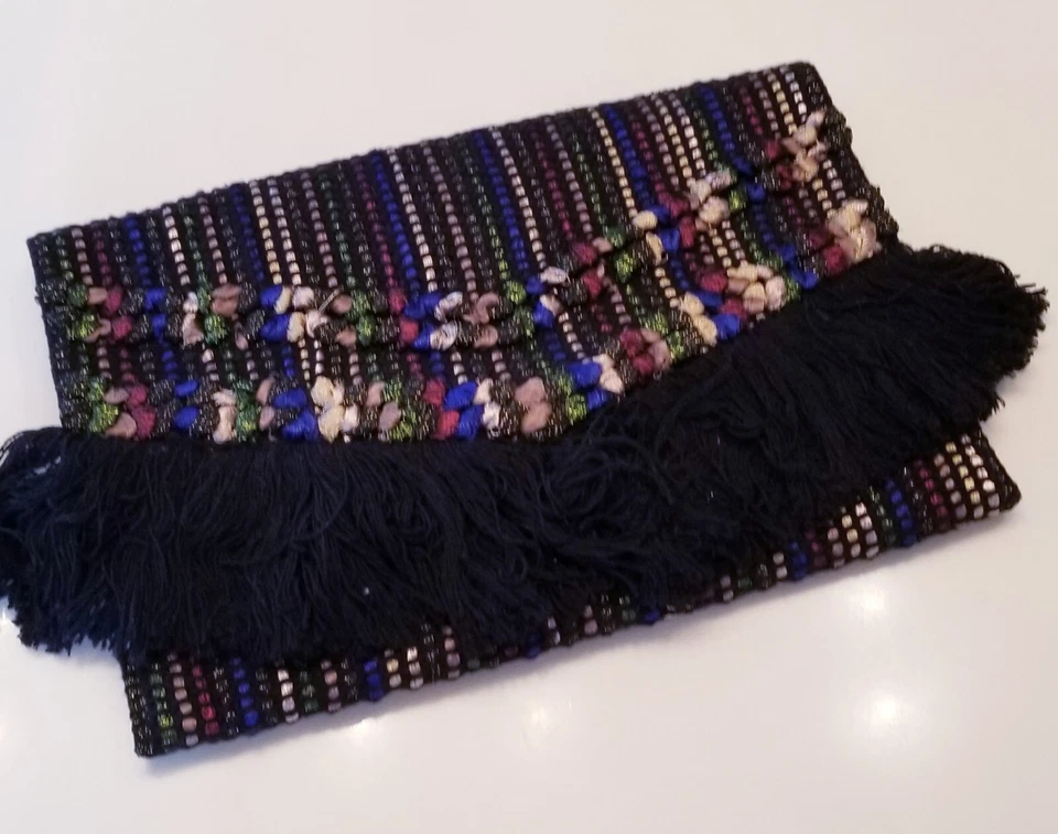 STELLA & DOT Cartera Boho Bolso sin asas Multicolor Metálico Tejido Flecos Borde Sobre Foto 2 de 4