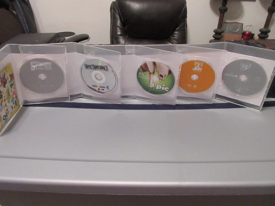 5 Movie Lot = Space Jam, SpongeBob, Epic, Fire & Rescue, H' Transylvania  "Read" - Image 3 of 4