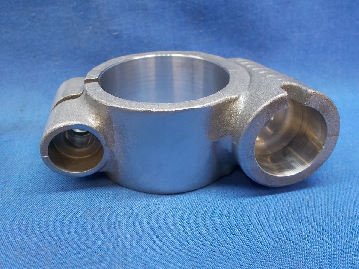 Kawasaki 99996-1142. OEM Handlebar Clamp Set. Fits Kawasaki ZX750