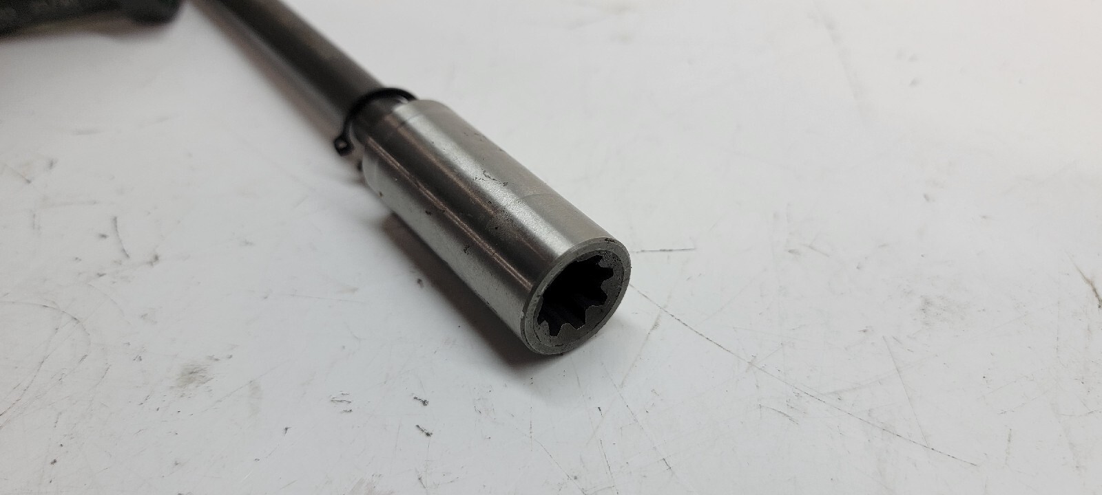 LAMBORGHINI AVENTADOR WATER PUMP SHAFT LINE OEM 07M115120E