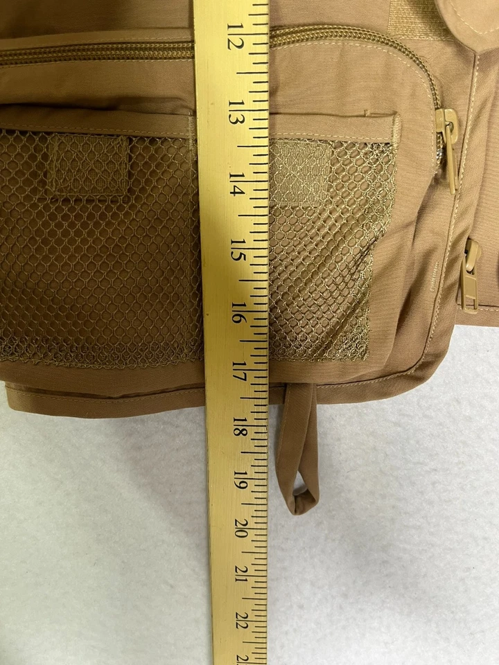 Wilderness Pro Cargo Pocket Vest Fishing Hunting Outdoor Men's Size 10 - Image 2 of 4