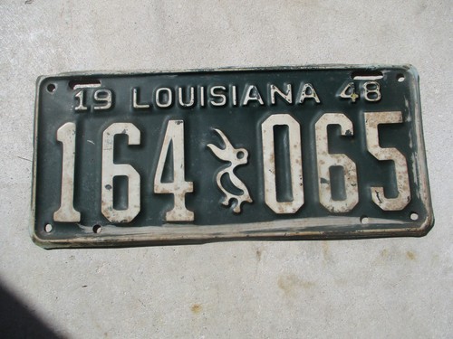 Louisiana 1948 Pelican  license plate #  164  065
