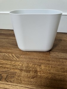 iDesign Small Slim Plastic Bathroom Trash Can, Garbage Can for Bedroom, Office, 