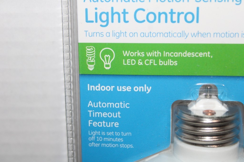 GE Automatic Motion-Sensing Light Control For Indoor Use #10456 - New