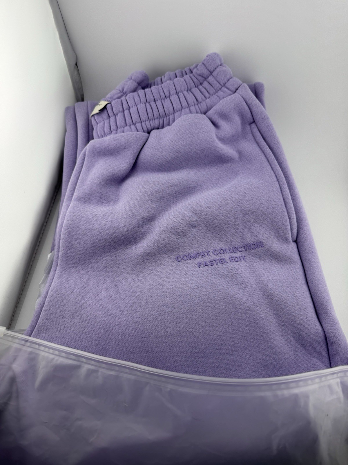 Comfrt Pastel Collection Sweatpants Lavender Purple Color Unisex NWT Size S NEW