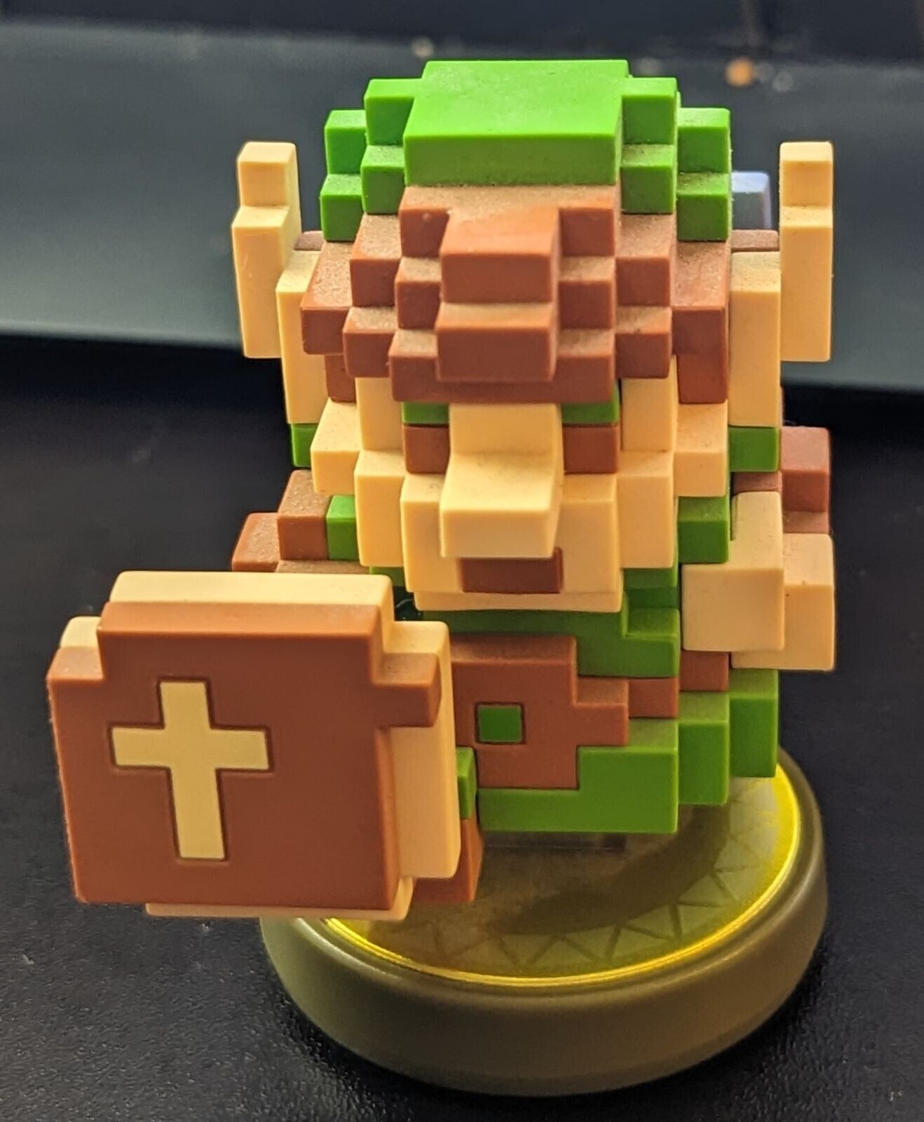 Nintendo 30th Anniversary Link The Legend of Zelda (Pixel) amiibo - US