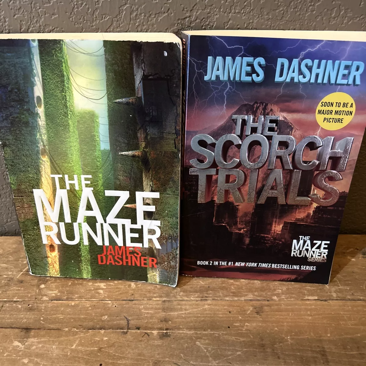 James Dashner The Death Cure, The Maze Runner, The Scorch Trails all 3  books lot