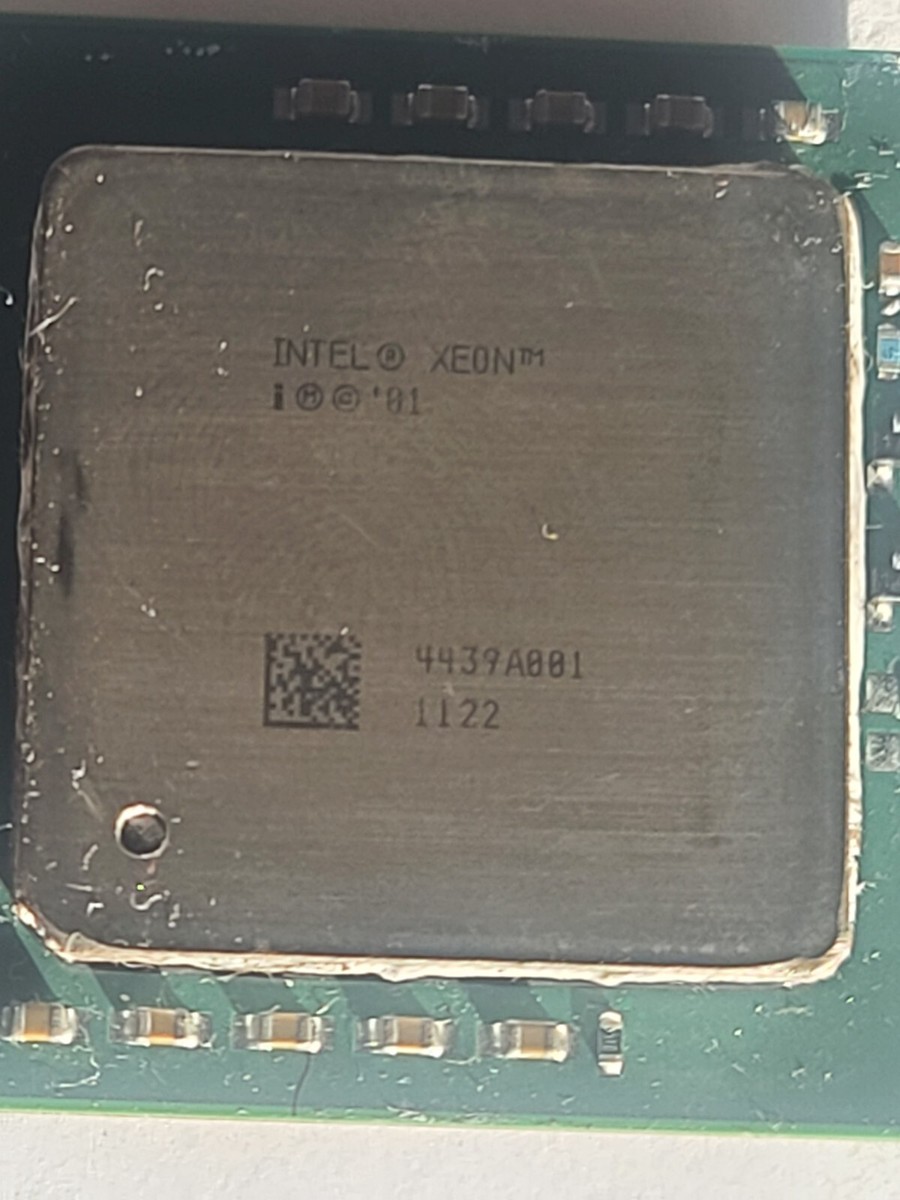 Processeur Intel Xeon SL6VN - Socket 604, Occasion Testé Fonctionnel