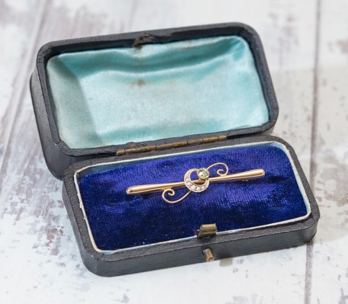 Antique 9ct Yellow Gold Bar Brooch Crescent Moon & Star Seed Pearls - Boxed