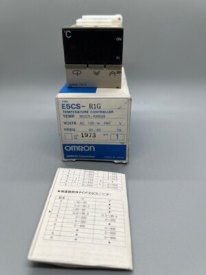 OMRON E5CS-R1G TEMPERATURE CONTROLLER MULTI RANGE