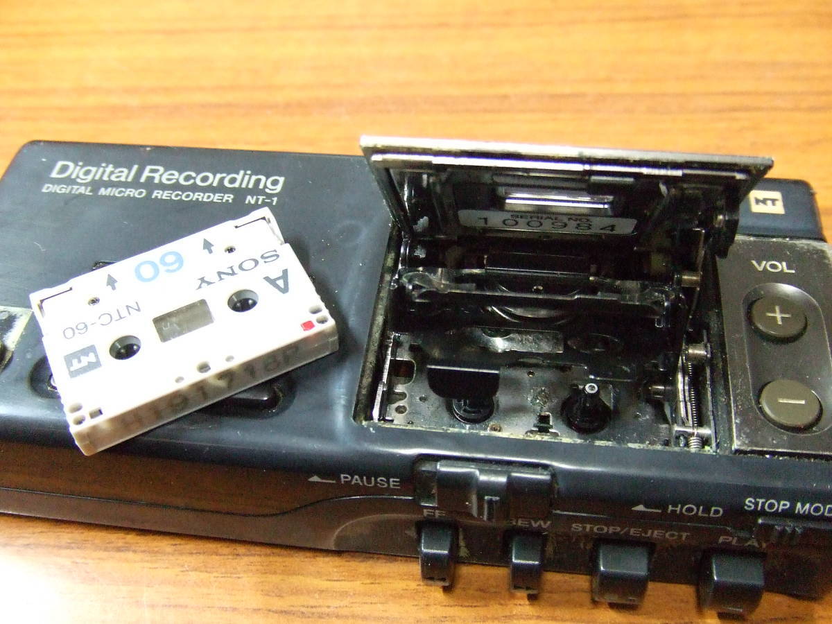 Sony NT-1 Scoopman Digital Micro Recorder Black Recording Sony NT-1 Scoopman Digital Micro Recorder Black Recording