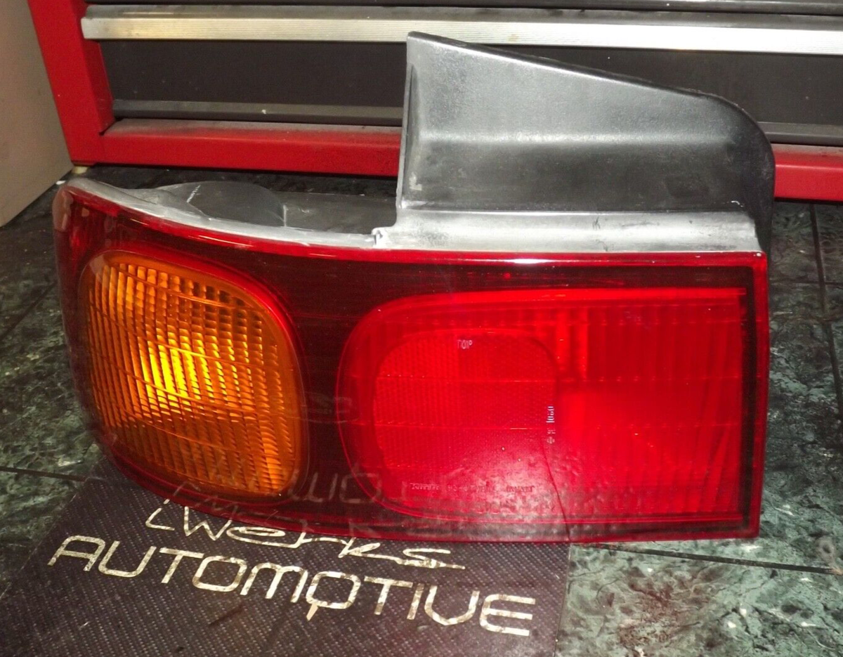 OEM USDM 94-97 Acura Integra DB DB8 rear left taillight tail light 