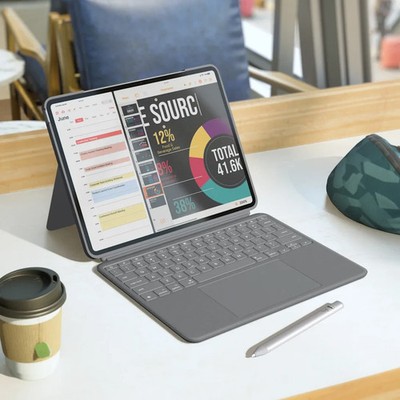 Logitech combo touch ipad air 13 inch (M2 & M3) keyboard case