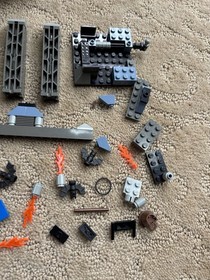 LEGO Studios Vampire&rsquo;s Crypt 1381 Incomplete Set 2002 Just Parts As Shown