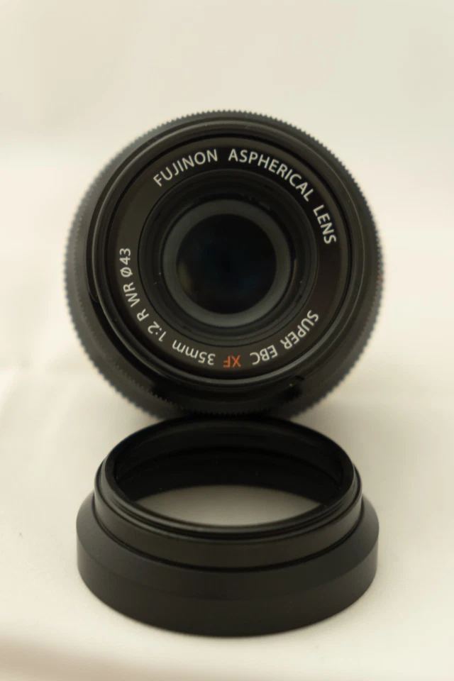 Fujifilm XF 35mm f/2 R WR Lens – Aspherical – Perfect Condition – UV Filter - image 3 of 4