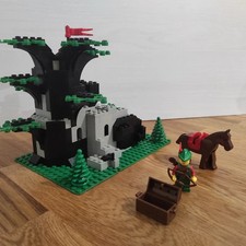 lego set 6066 forestmen camouflaged outpost covo di robin hood
