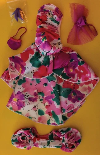 Vintage 1988 Barbie Haute Couture #1943 Floral Gown & Accessories