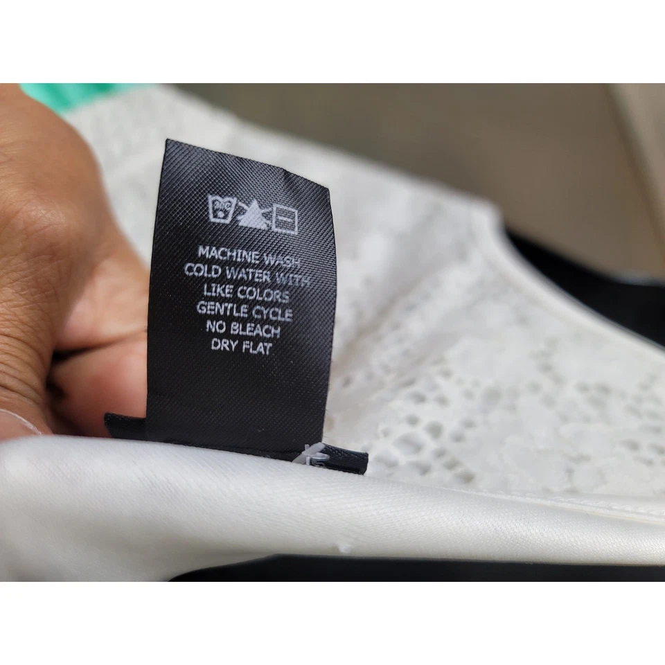 Rue21 连衣裙女式中号白色浅绿色蕾丝上衣雪纺长裙无袖正装 — 第 4/4 张图片