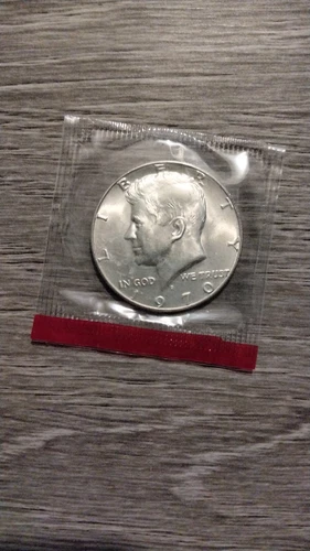 1970 D Kennedy BU Half Dollar 40% Silver From Mint Set In Mint Cello