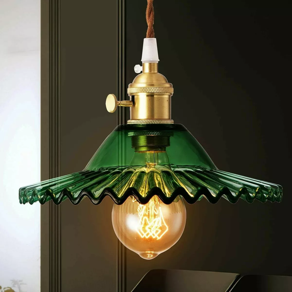 Green pendant lamp outlet