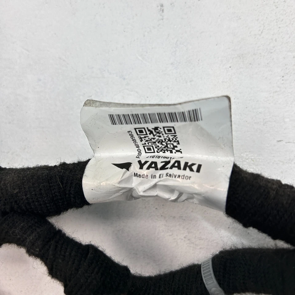 Arnés de cables para panel de instrumentos de tablero con caja de fusibles GMC Terrain 2019 OEM Foto 3 de 4