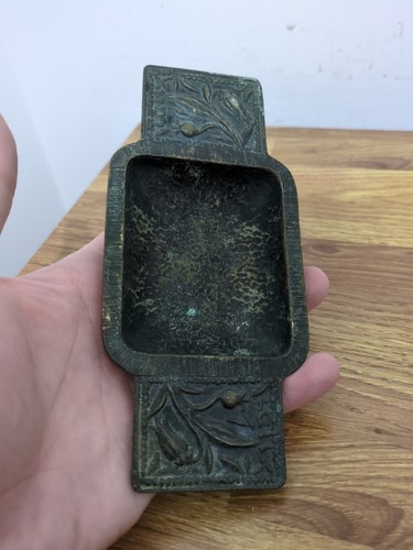 Vintage 1800s Bronze Ornate Ashtray Made In Israel - Picture 5 of 5