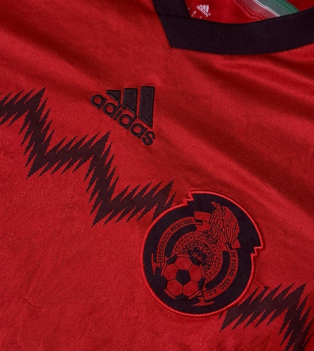 2014 南アフリカ ワールドカップ 記念グッズセット 日本 代表　メキシコ Mexico Away Shirt For 2014 FIFA World Cup Goes Red And Black