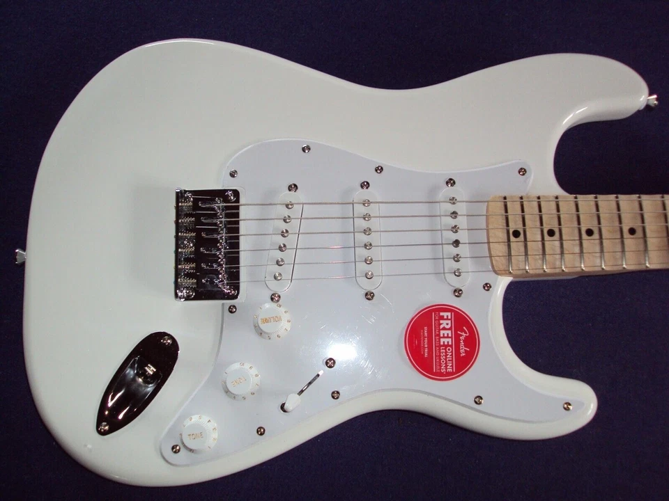 Scalloped SQUIER Sonic Strat hardtail , white playing ala Yngwie,Ritchie & Co! - Bild 3 von 4