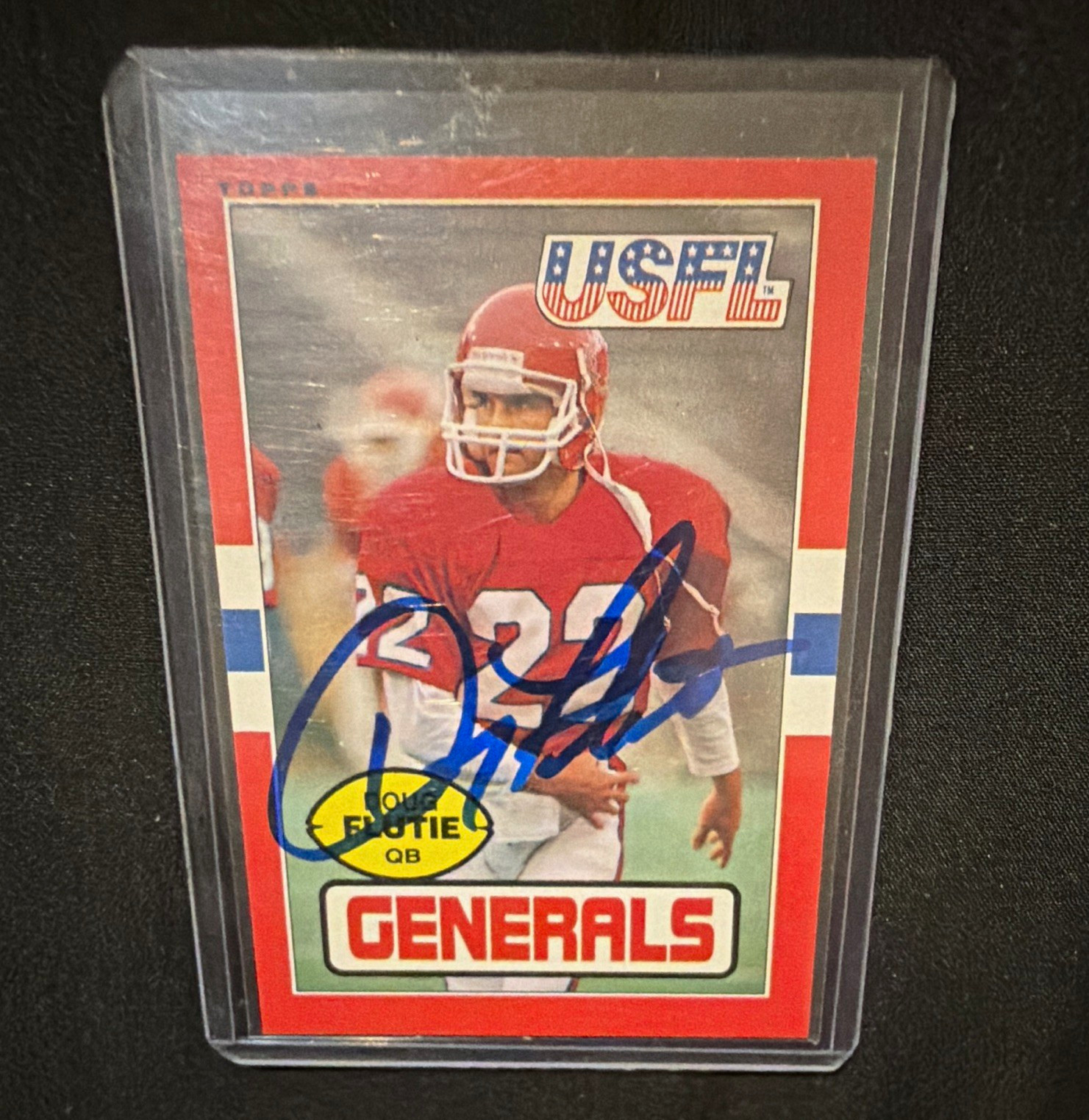 Topps 1985 Topps USFL Doug Flutie #80 New Jersey Generals ON CARD AUTO MINT***