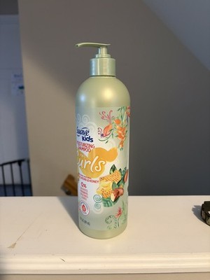 3 bottles!! Suave Kids Moisturzing Shampoo for curls sweet almond & honey  20oz