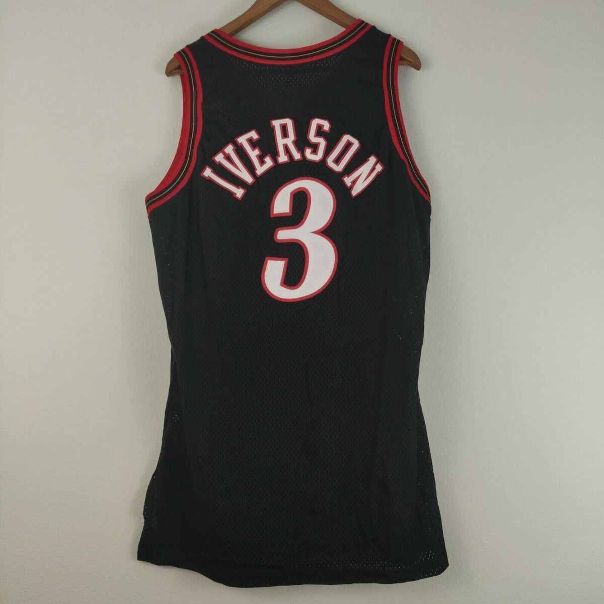 Champion Allen Iverson 97-98 Sixers 76ers Game Used/Issued