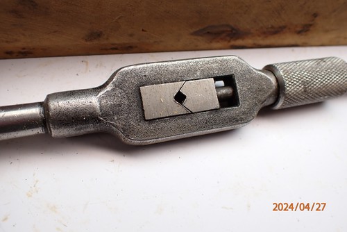 VINTAGE S.W. CARD NO. 7 METAL THREADING TAP WRENCH W/ WOODEN BOX MACHINIST TOOL - Picture 10 of 24