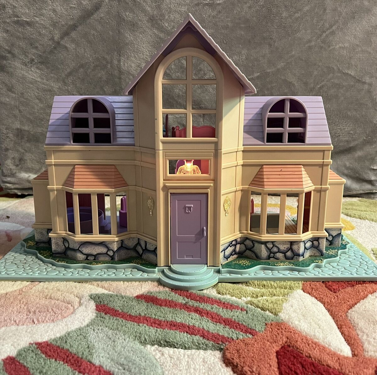Nicole's Light-Up Dream House Blue Box Toys 1991 No Dolls Nicole's Light-Up Dream House Blue Box Toys 1991 No Dolls