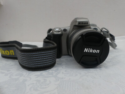 Nikon F55 analoge Spiegelreflexkamera mit Tasche Bedienungsanleitung Objektiv 28-80mm Nikon