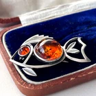 LOVELY VINTAGE STERLING SILVER BALTIC AMBER FISH BROOCH