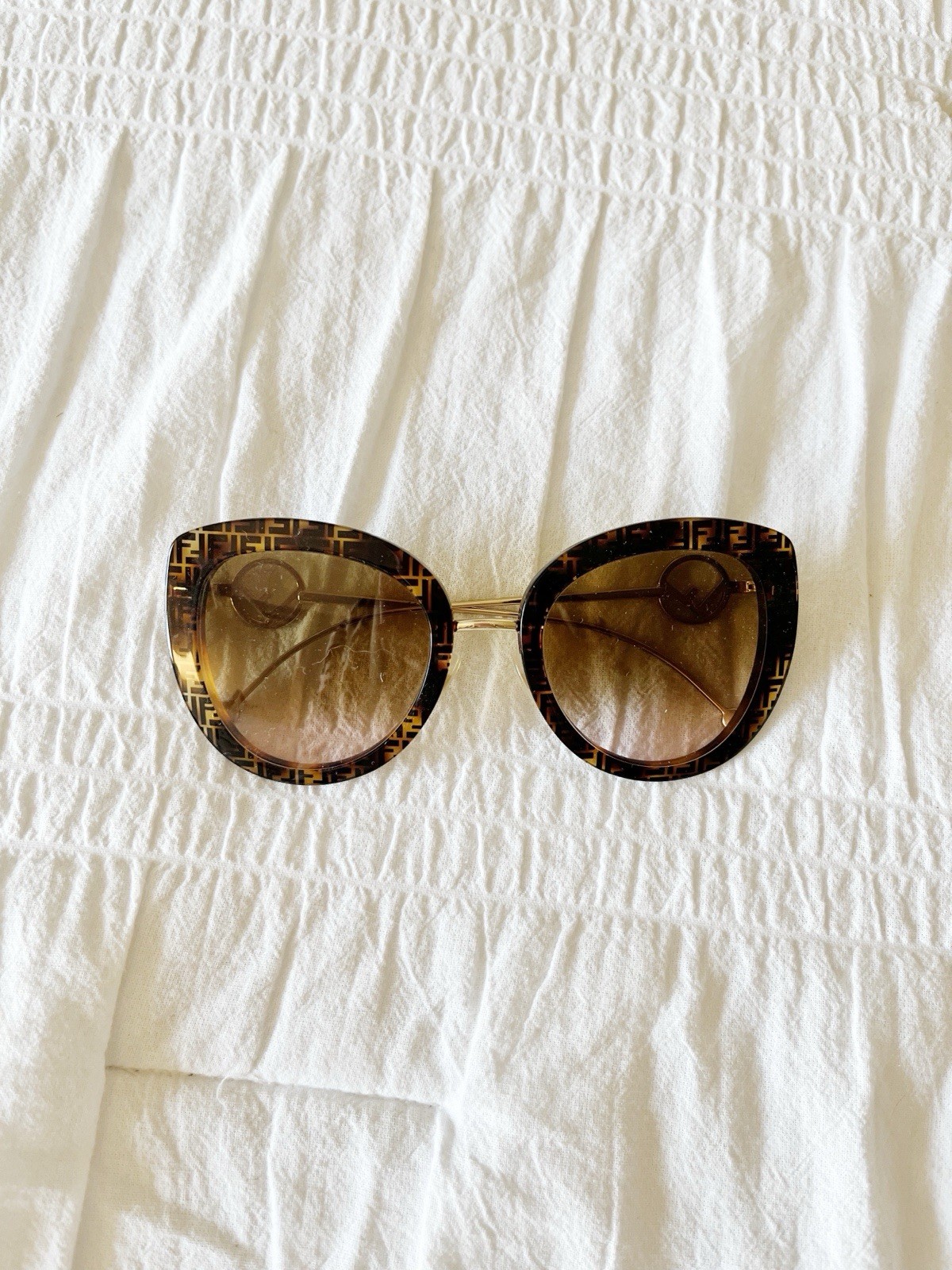 FENDI Tortoise Brown FF Logo Cat Eye Sunglasses-image