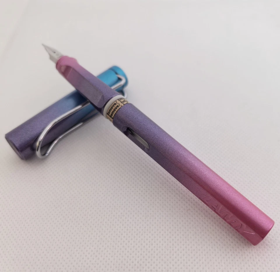 Nueva pluma estilográfica LAMY Safari serie edición especial EF nueva en caja -- color rosa degradado Foto 2 de 4