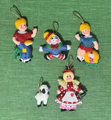 Vintage Bucilla Nursery Rhymes Christmas Ornaments Felt Set of 5 Complete