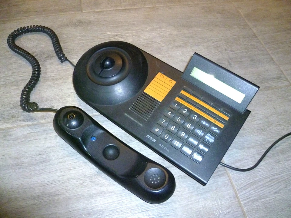 BOSCH Integral TS13.11D digital ISDN Schnurtelefon Telefon Systemtelefon - Bild 3 von 4