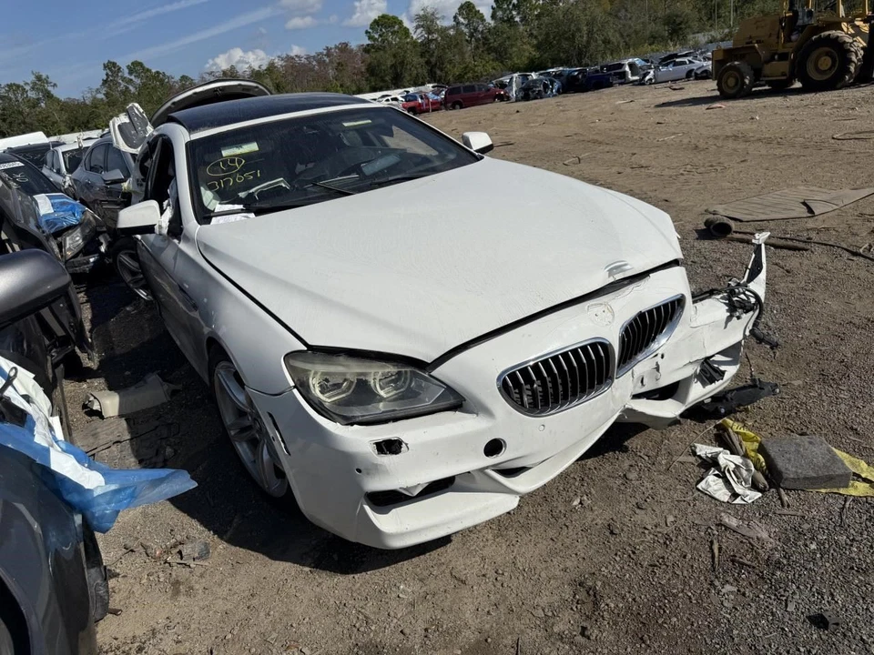 Driver Rear Knuckle/Stub 4 Door Gran Coupe Fits 13-19 BMW 640i 581649 — 第 2/4 张图片