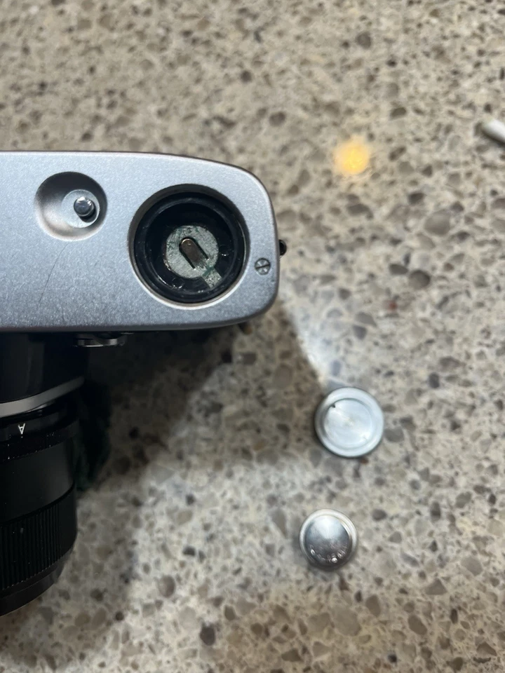 Yashica J-5 Film Camera with 50mm Auto Yashinon DX f/1.7 Lens - Изображение 3 из 4