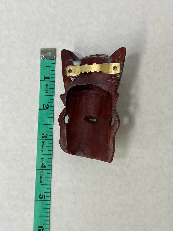 Máscara chinesa antiga de madeira esculpida à mão decoração pendurada na parede 3,5 pol - Imagem 2 de 4