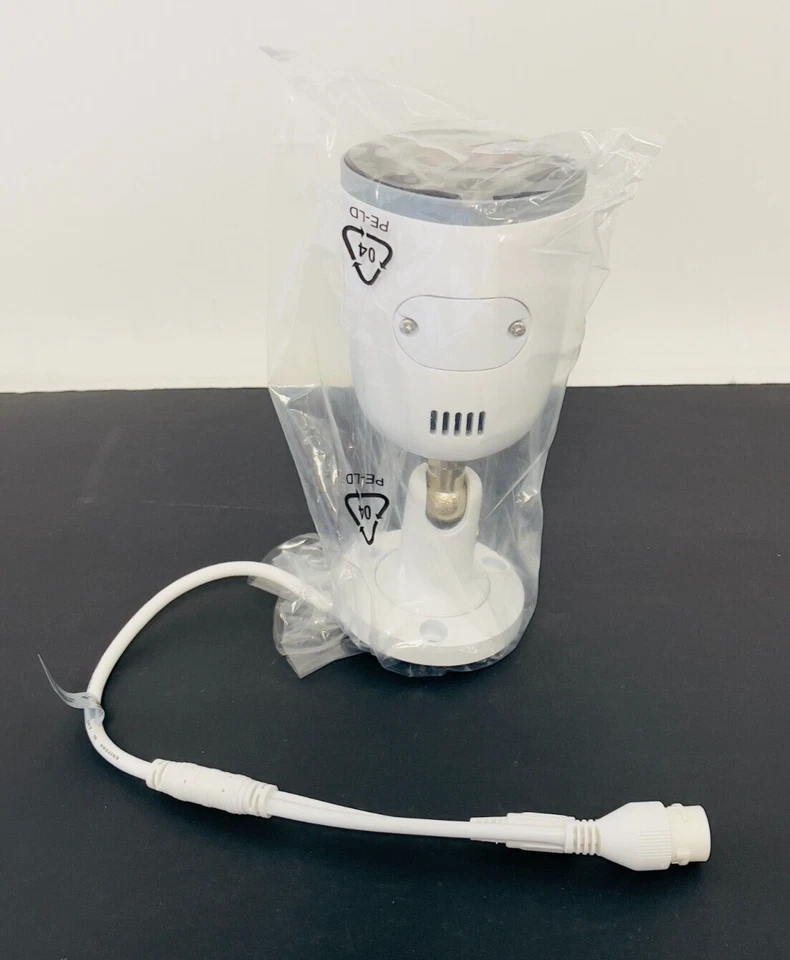 Lorex E895AB 4K Deterrence Bullet AI PoE IP Wired Security Camera plus Cable New - Image 2 of 4