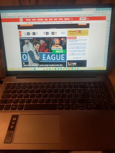 LENOVO Laptop 256GB Brand New (less than 1 month old)  Warranty of 3 years