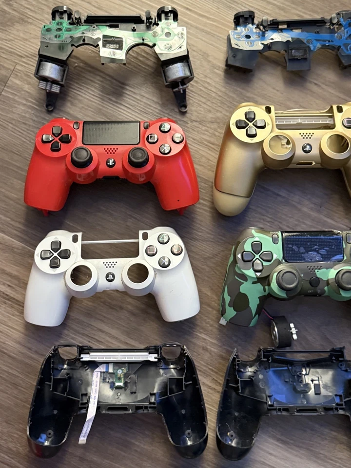 Lot of PS4 Controllers + Parts, Buttons, Casing, batteries, Playstation - Image 2 of 4
