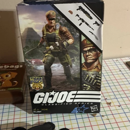 Hasbro G.I. Joe Classified Series Tiger Force Flint w/ Accessories